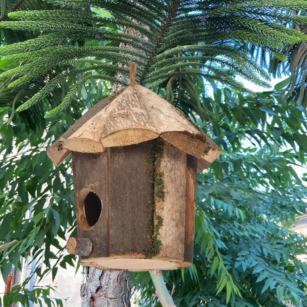Rustic Wooden Bird Nest: Natural Outdoor Decor & Hummingbird Retreat