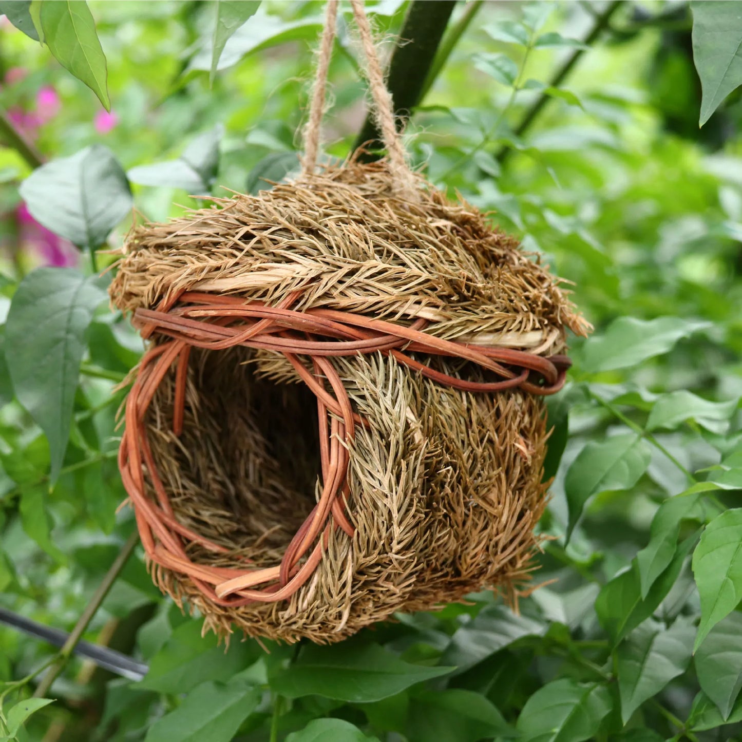 Artisanal Grass-Woven Bird House: Enhance Your Garden Oasis